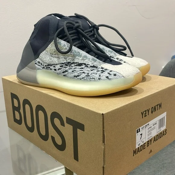 Boost 350 Yzy Qntm Sea Teal Yeezy X Adidas Multicolor Fabric QNTM